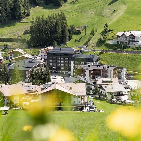 Stella Hotel - My Dolomites Experience Selva di Val Gardena Exterior photo